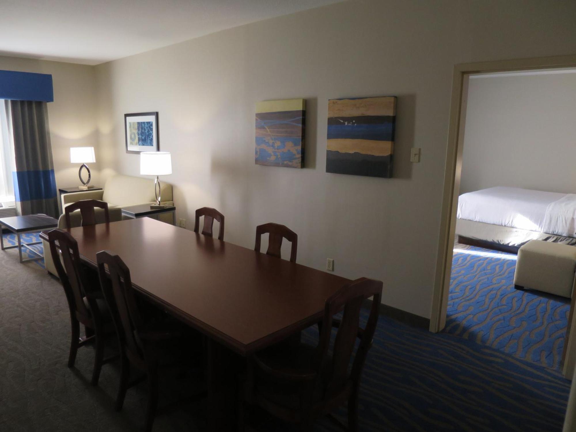 Holiday Inn Hotel & Suites Regina By Ihg Exterior photo